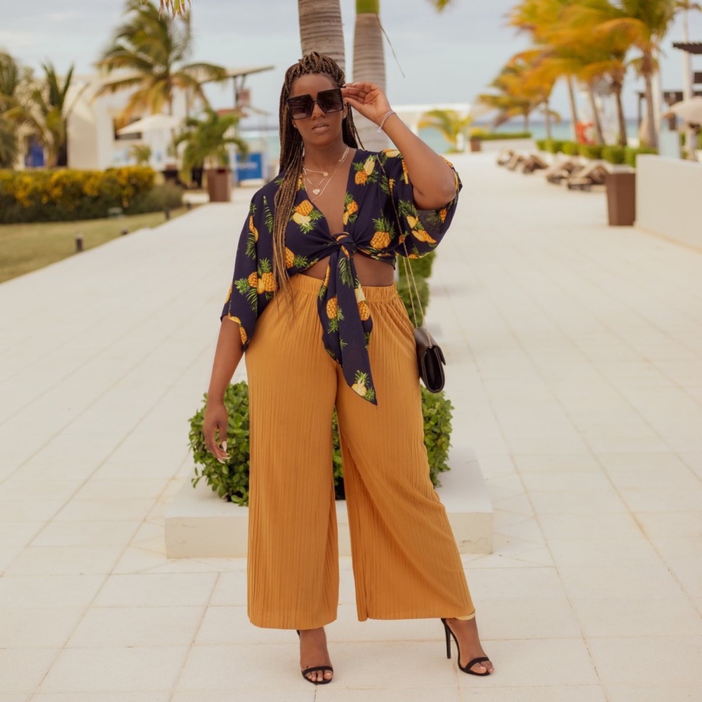 Yellow Drawstring Pleated Pants Perfect For Spring and Summer